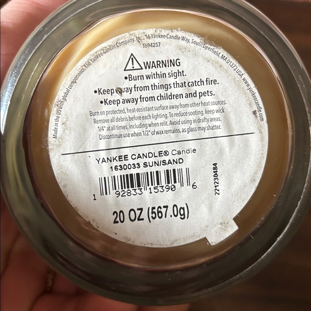 Yankee Candle Sun & Sand Large Tumbler - Picture 4 of 4
